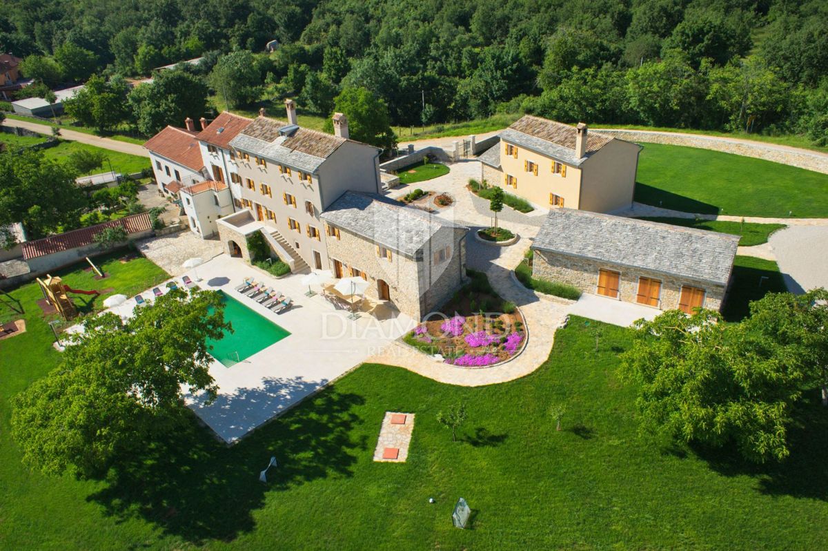 Hiša Završje, Grožnjan, 4.000m2