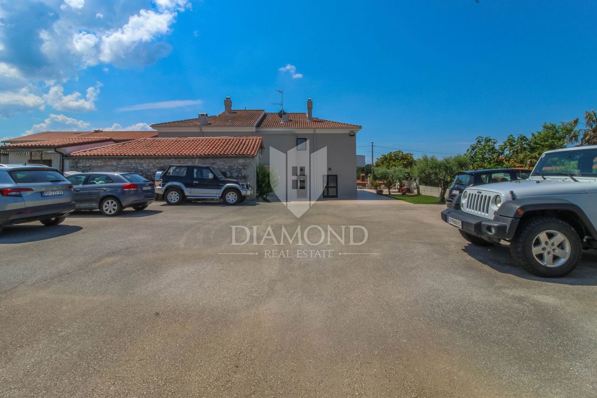Hiša Bašanija, Umag, 660m2