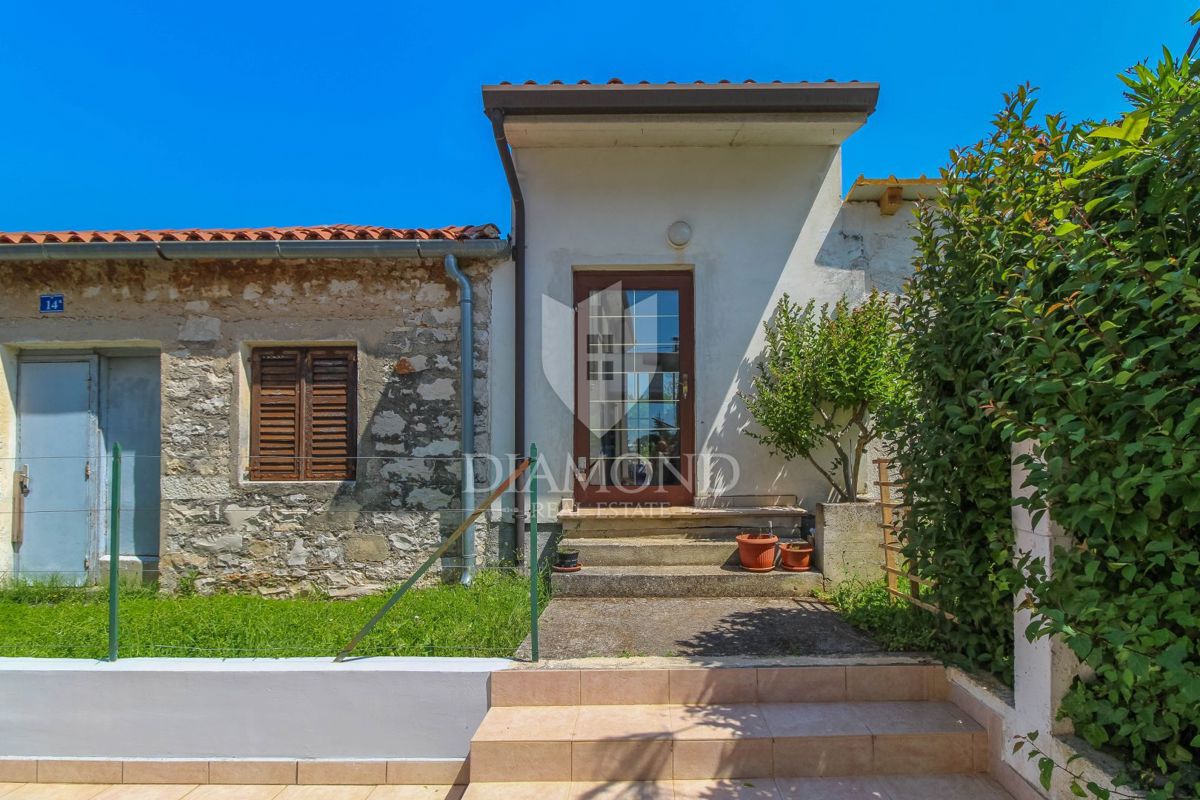 Hiša Bašanija, Umag, 660m2