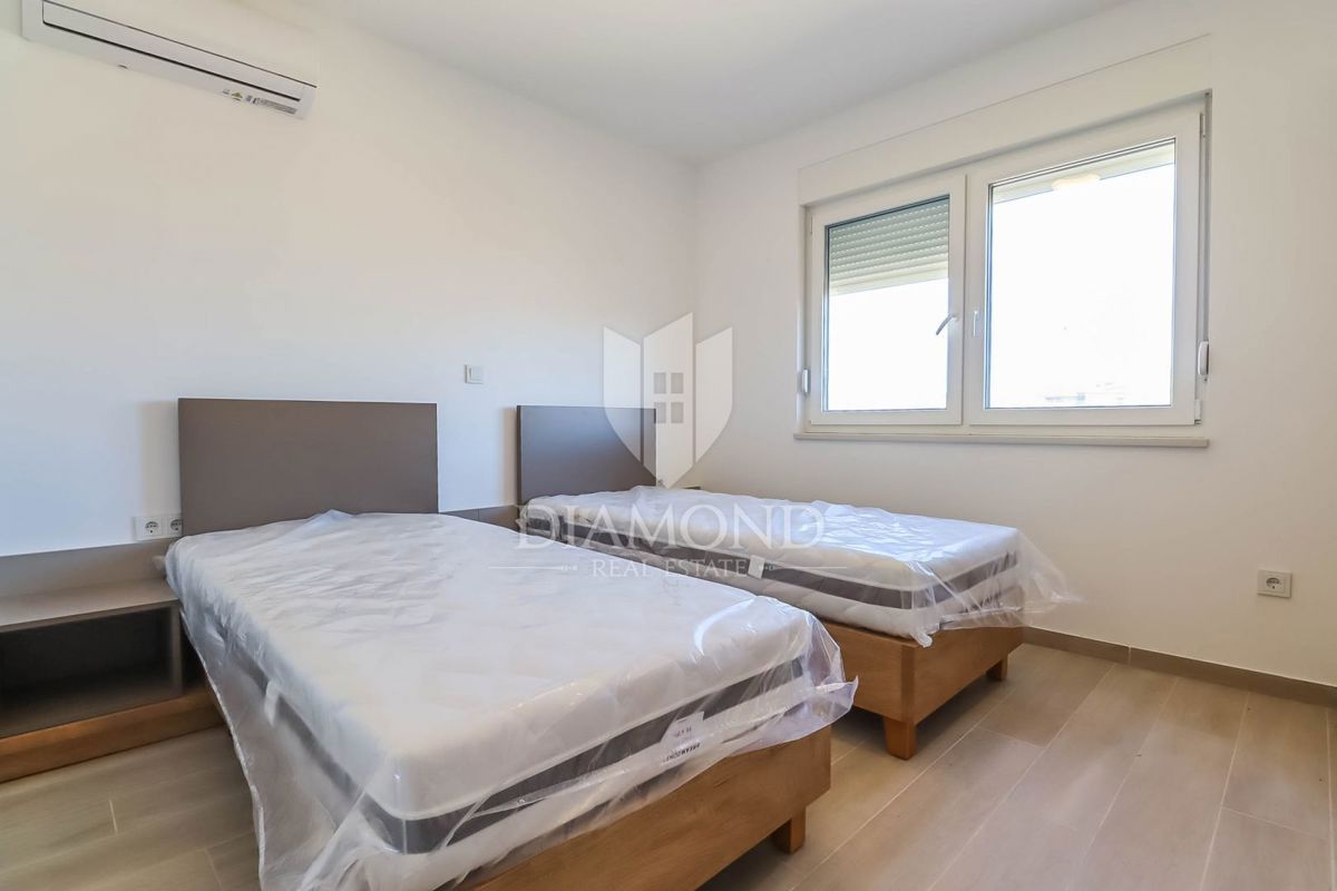 Svetvinčenat, okolica, odlična nova hiša z bazenom