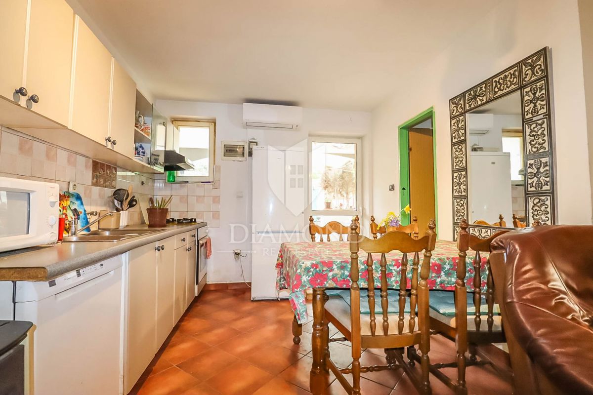Rovinj, tri stanovanjske enote na mirni lokaciji