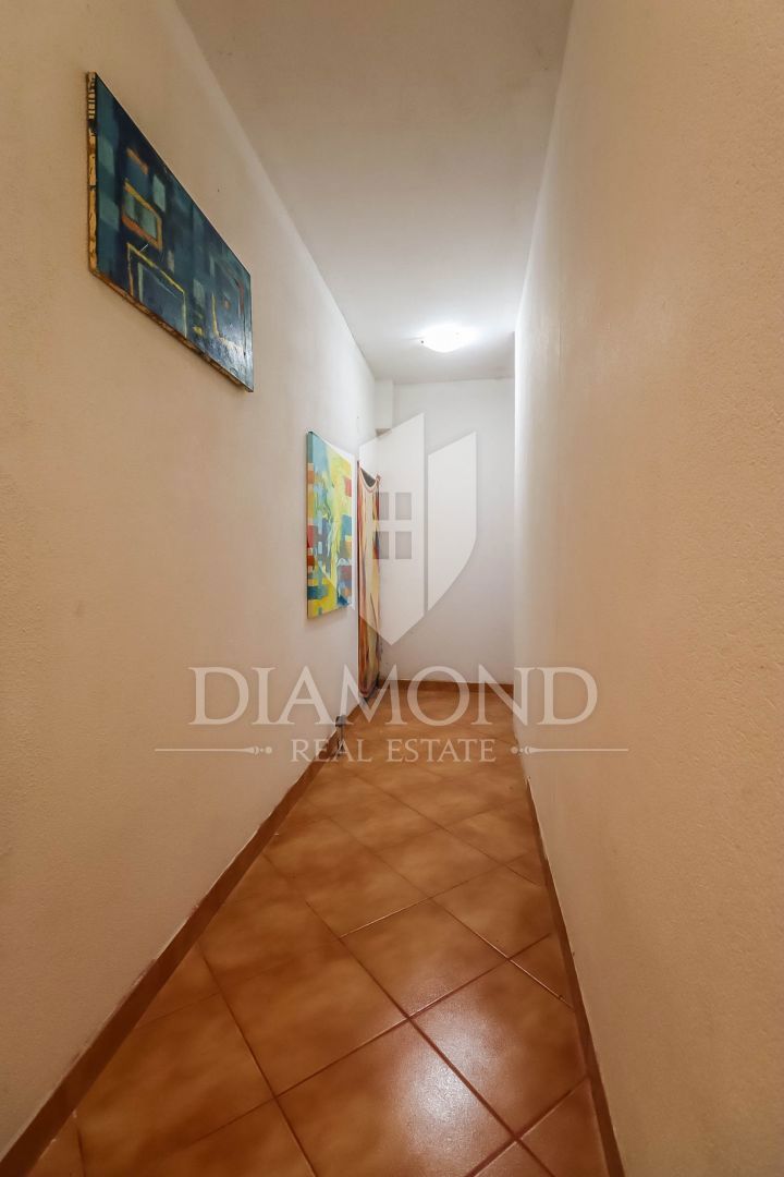 Rovinj, tri stanovanjske enote na mirni lokaciji