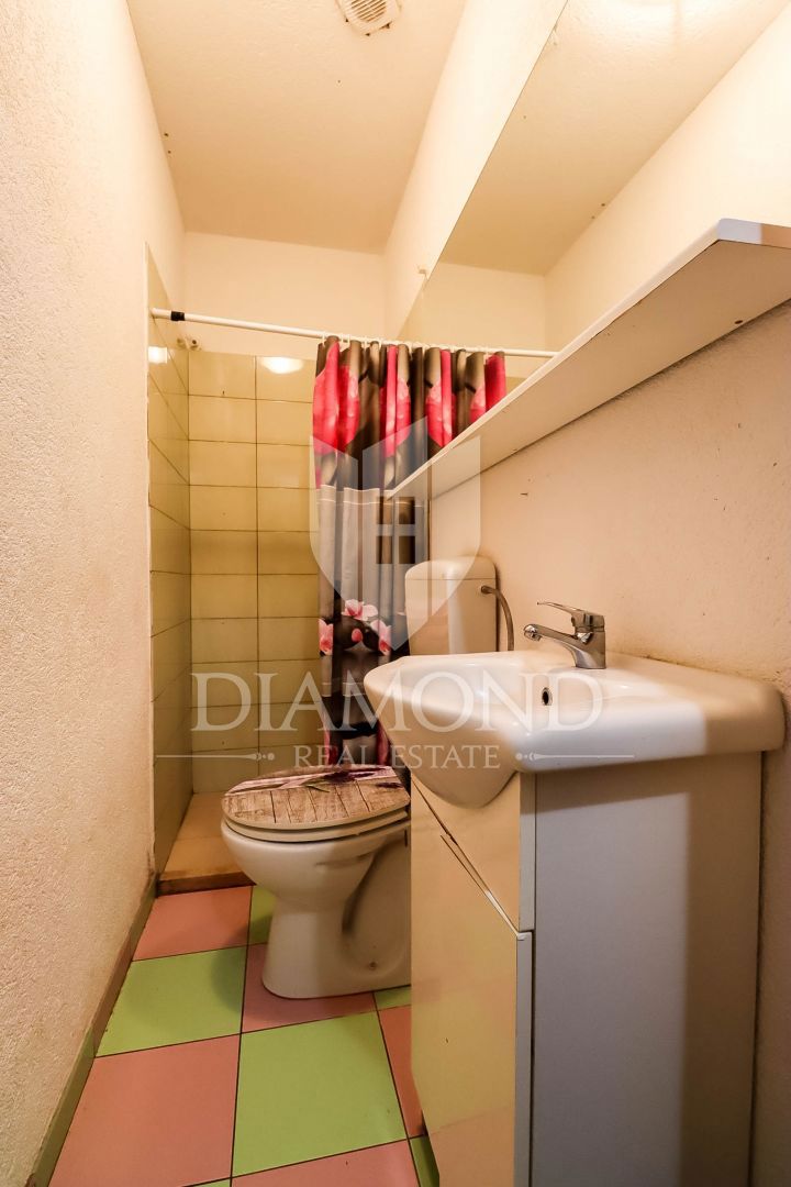 Rovinj, tri stanovanjske enote na mirni lokaciji