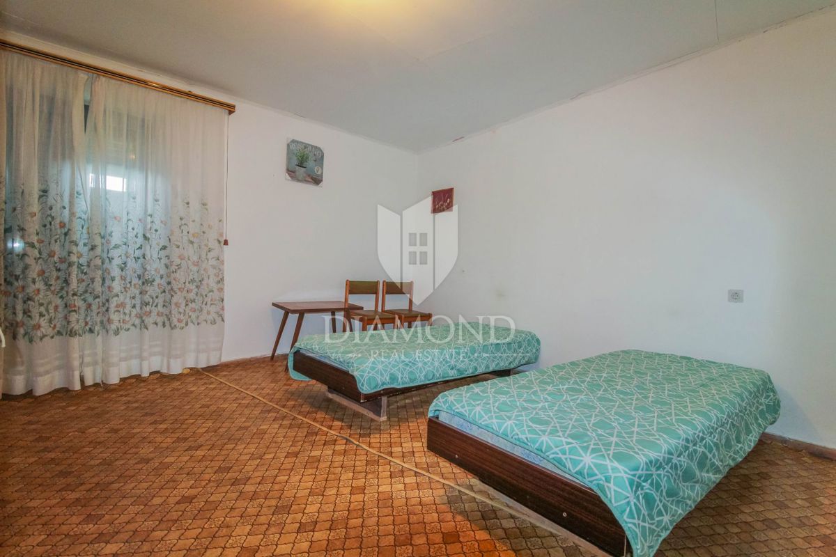 Motovun, hiša v centru z odprtim pogledom