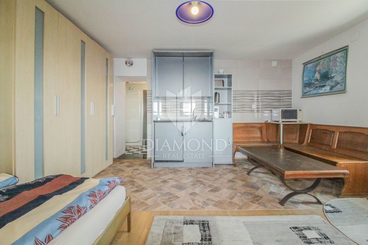 Brtonigla, apartma v centru s pogledom na morje