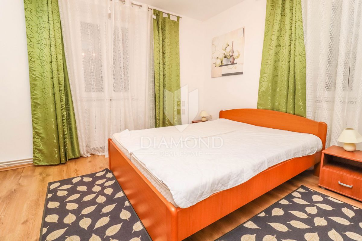 Rovinj, okolica, apartmajska hiša v centru