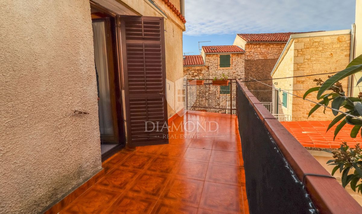 Rovinj, okolica, apartmajska hiša v centru