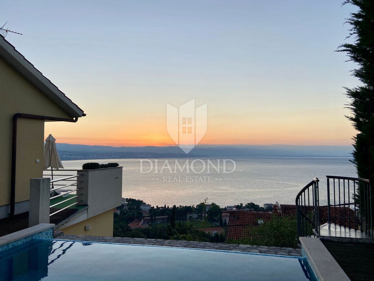 Opatija, okolica, samostojna hiša s pogledom na morje