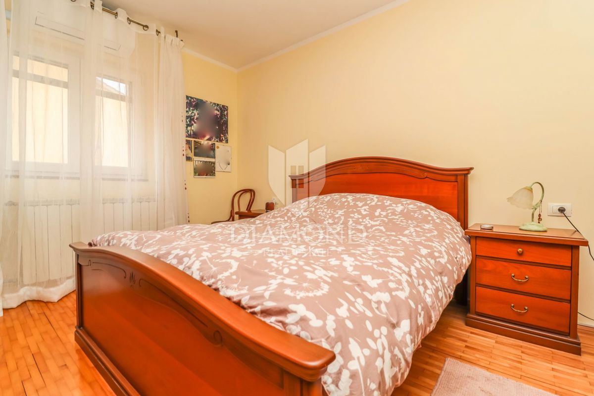 Rovinj, lepa hiša v mirni soseski blizu plaž