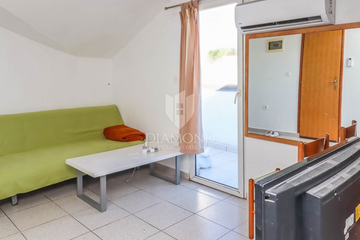 PRILOŽNOST! Ponudba prostornega apartmaja v Rovinju