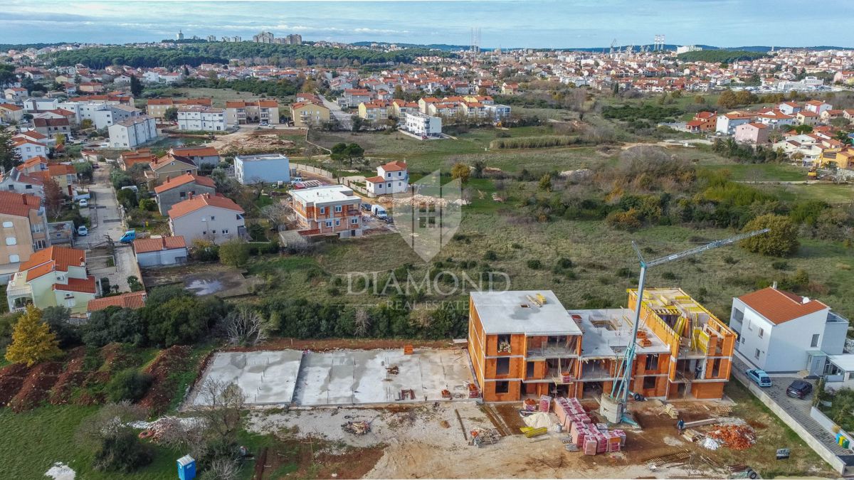 Trosobno moderno stanovanje v okolici Pule, novogradnja!