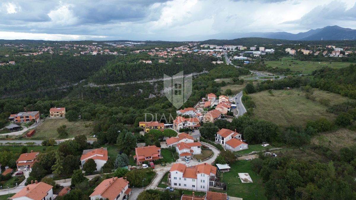 Prostorna hiša v predmestju Labina