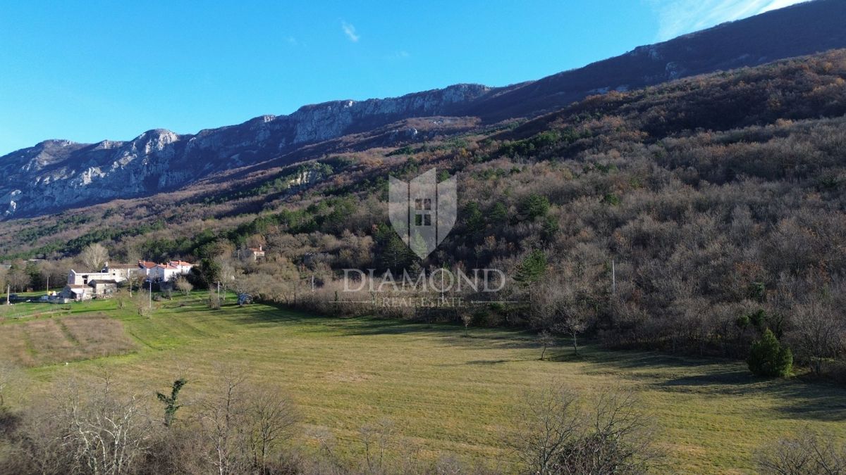 Zemljišče Labin, 1.331m2
