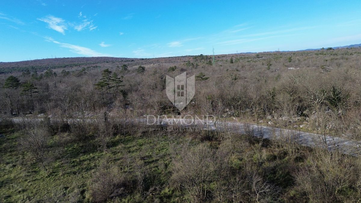 Zemljišče Labin, 1.331m2