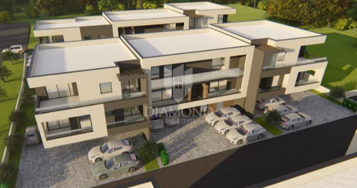 Penthouse v moderni novogradnji z garažo v Puli! 