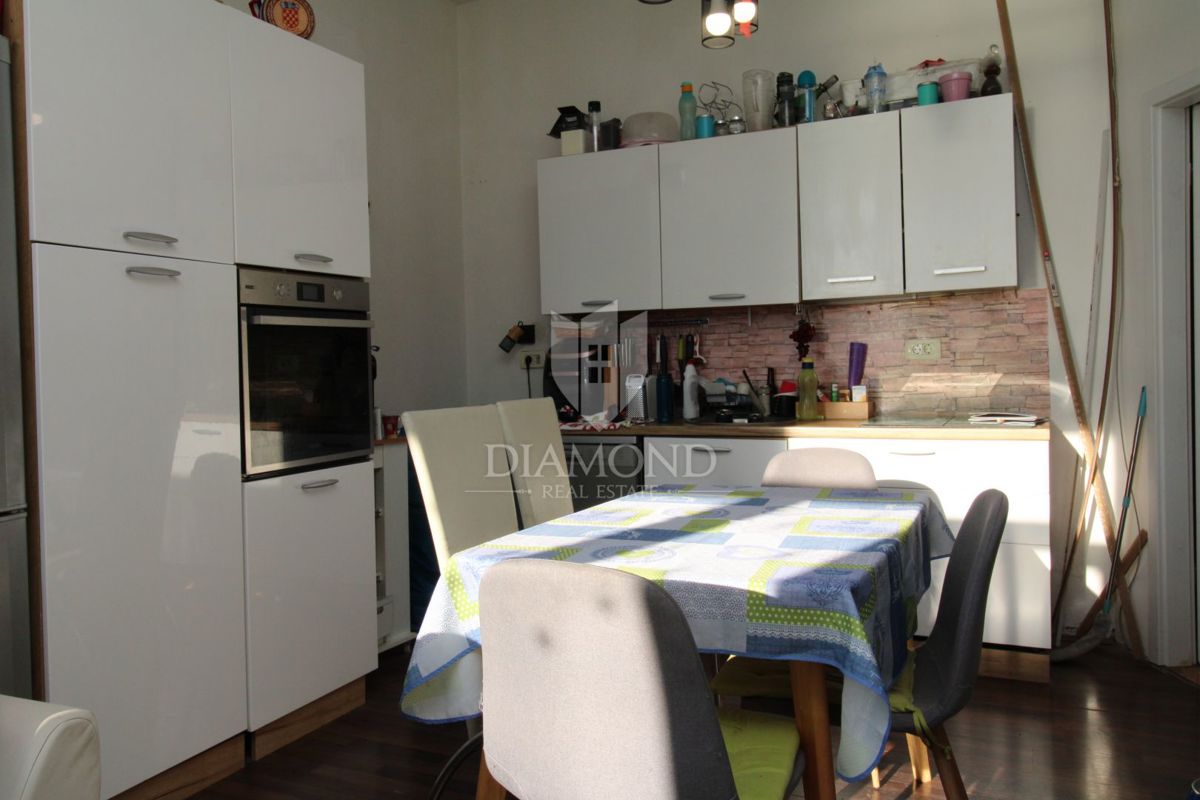 Apartmaj Centar, Rijeka, 66m2