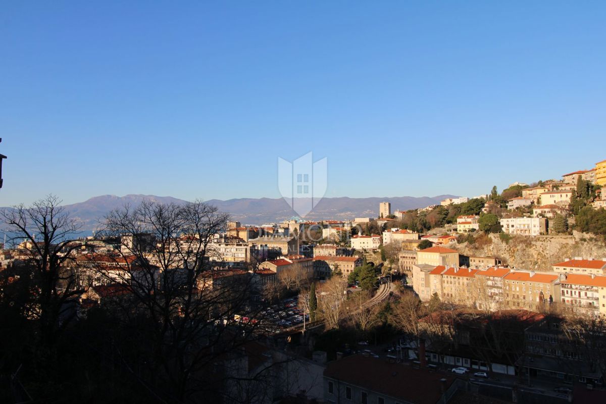 Apartmaj Bulevard, Rijeka, 75m2