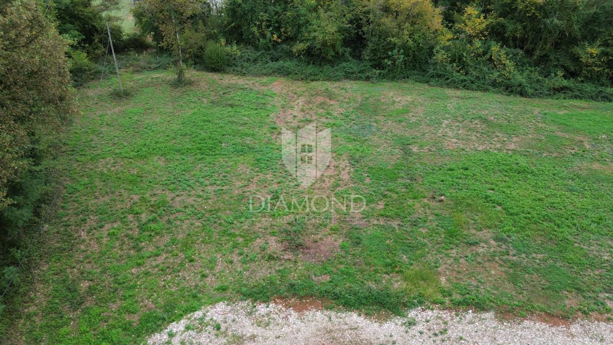 Zemljišče Labin, 1.068m2