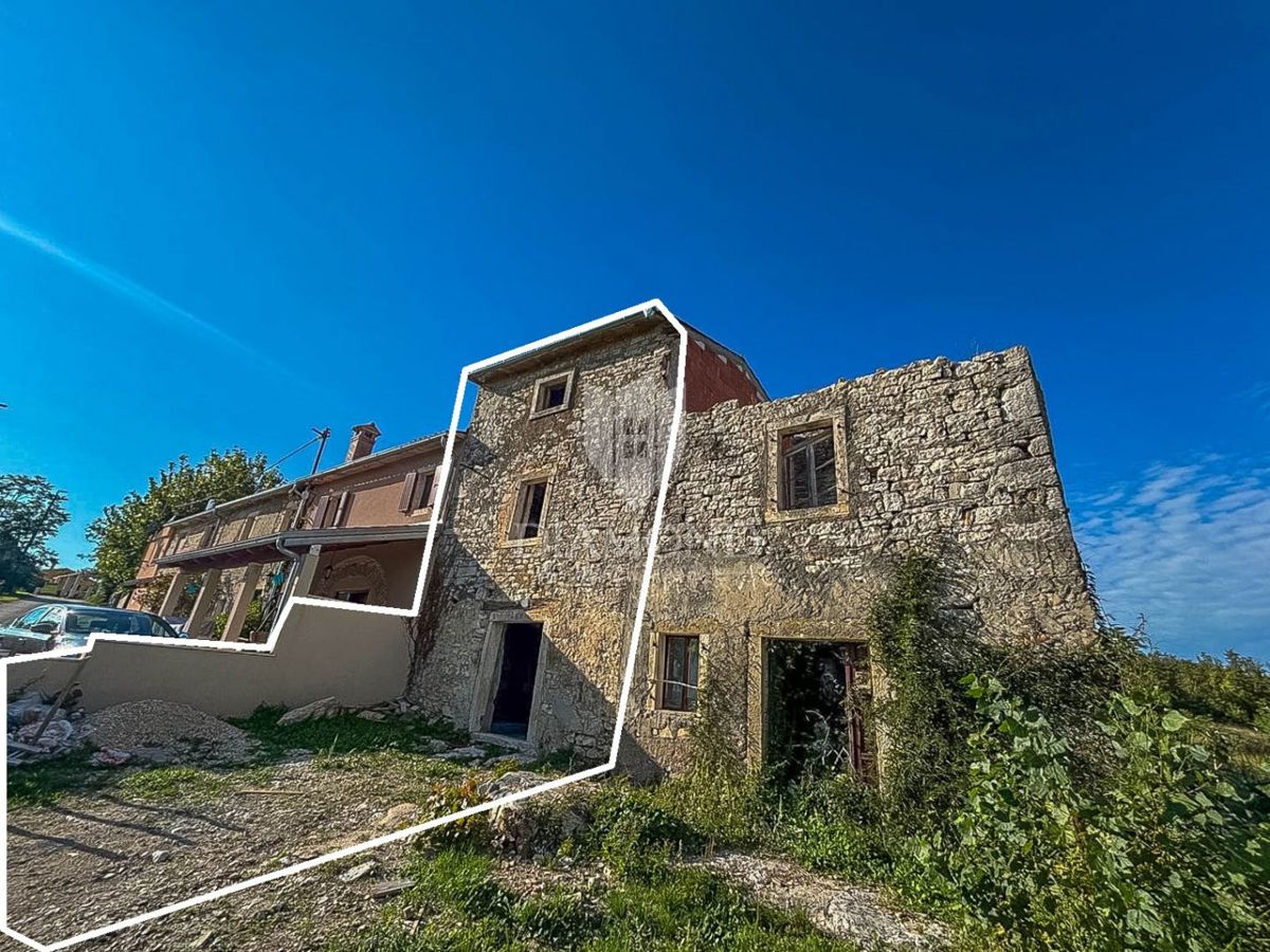 Istra, okolica Buj - vrstna hiša s panoramskim razgledom!