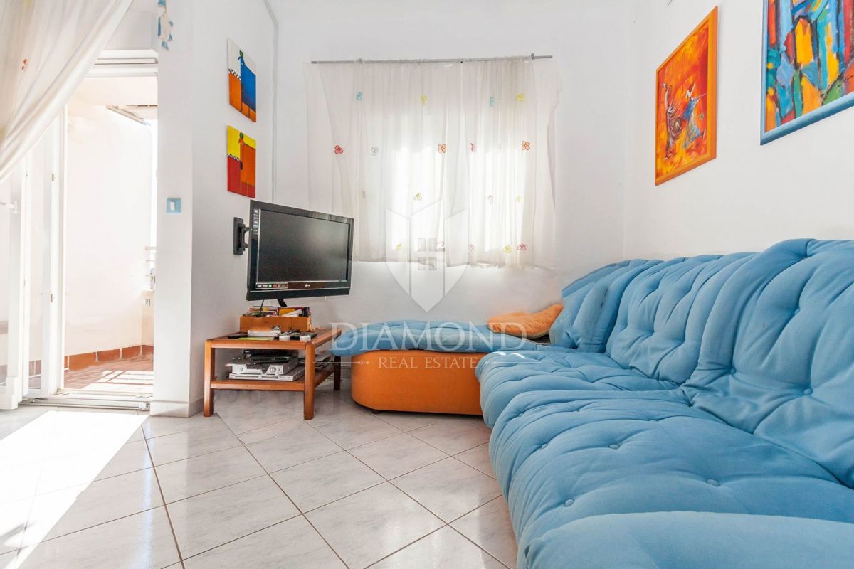Novigrad, okolica! Apartma le 200 m od morja!