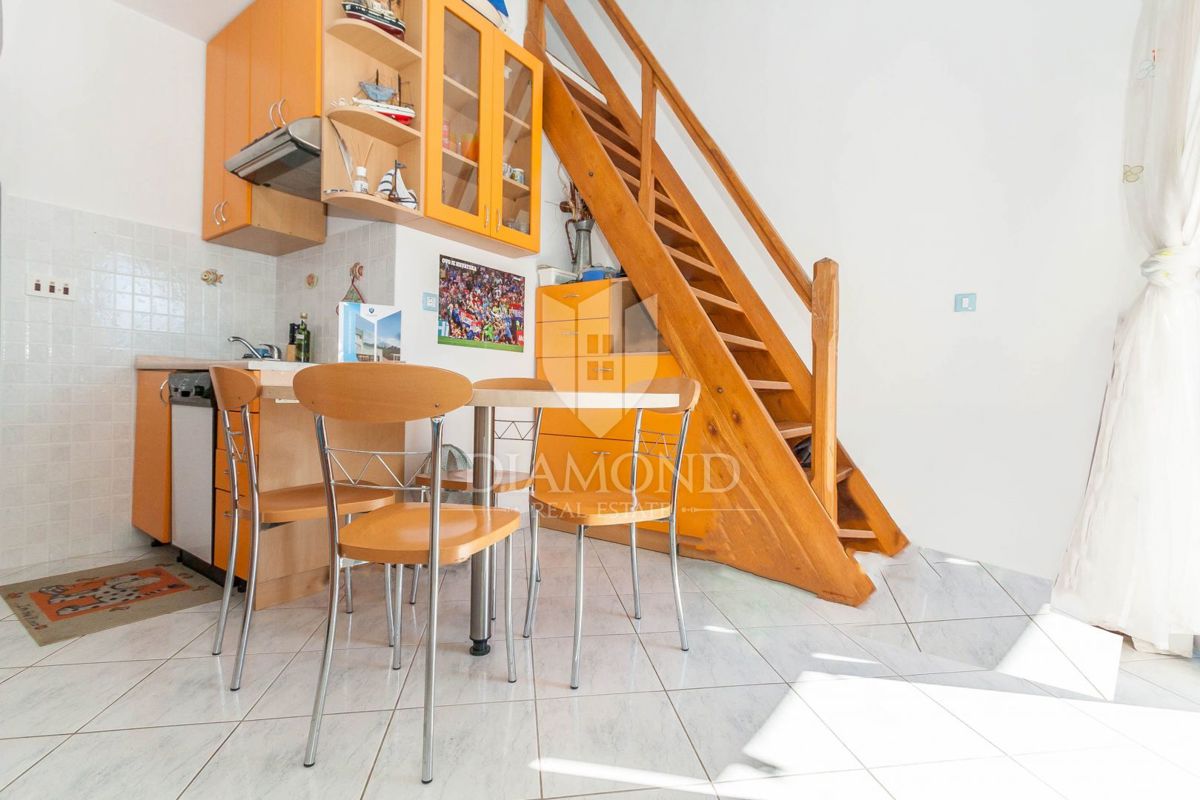 Novigrad, okolica! Apartma le 200 m od morja!