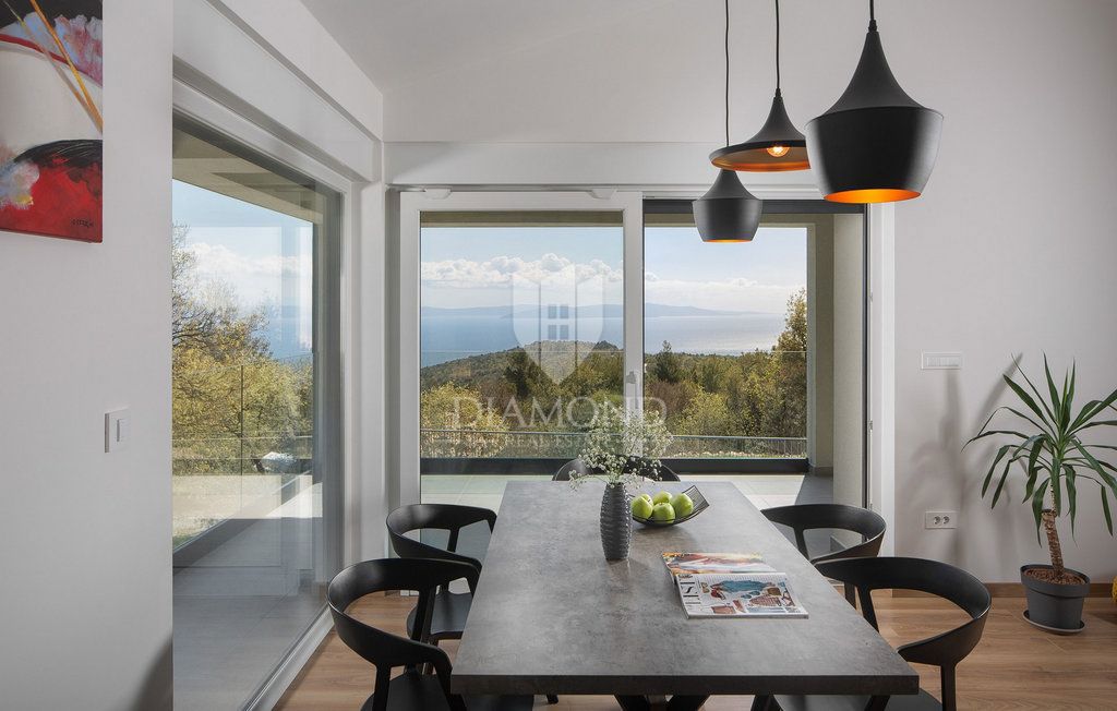 Hiša Labin, 180m2