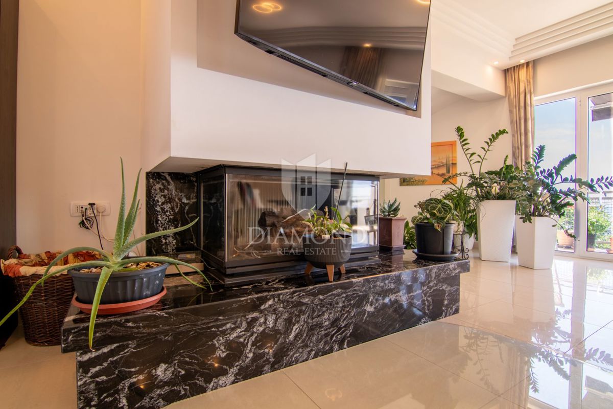 Opatija, Ičići, Vila s 5 apartmaji, pogled na morje
