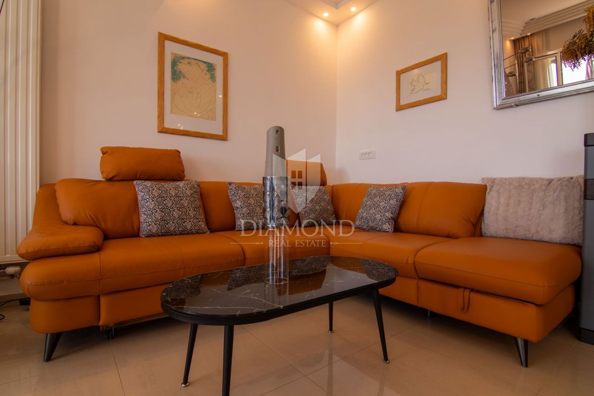 Opatija, Ičići, Vila s 5 apartmaji, pogled na morje