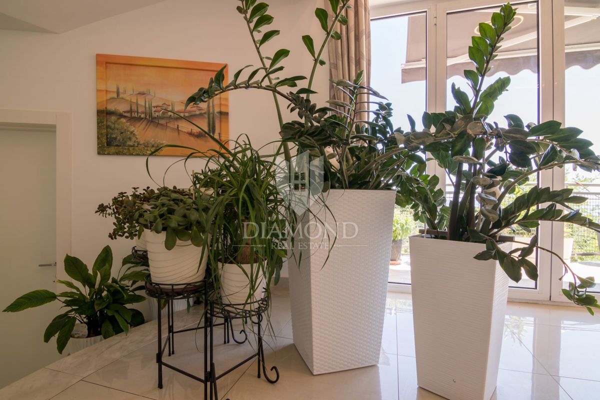 Opatija, Ičići, Vila s 5 apartmaji, pogled na morje