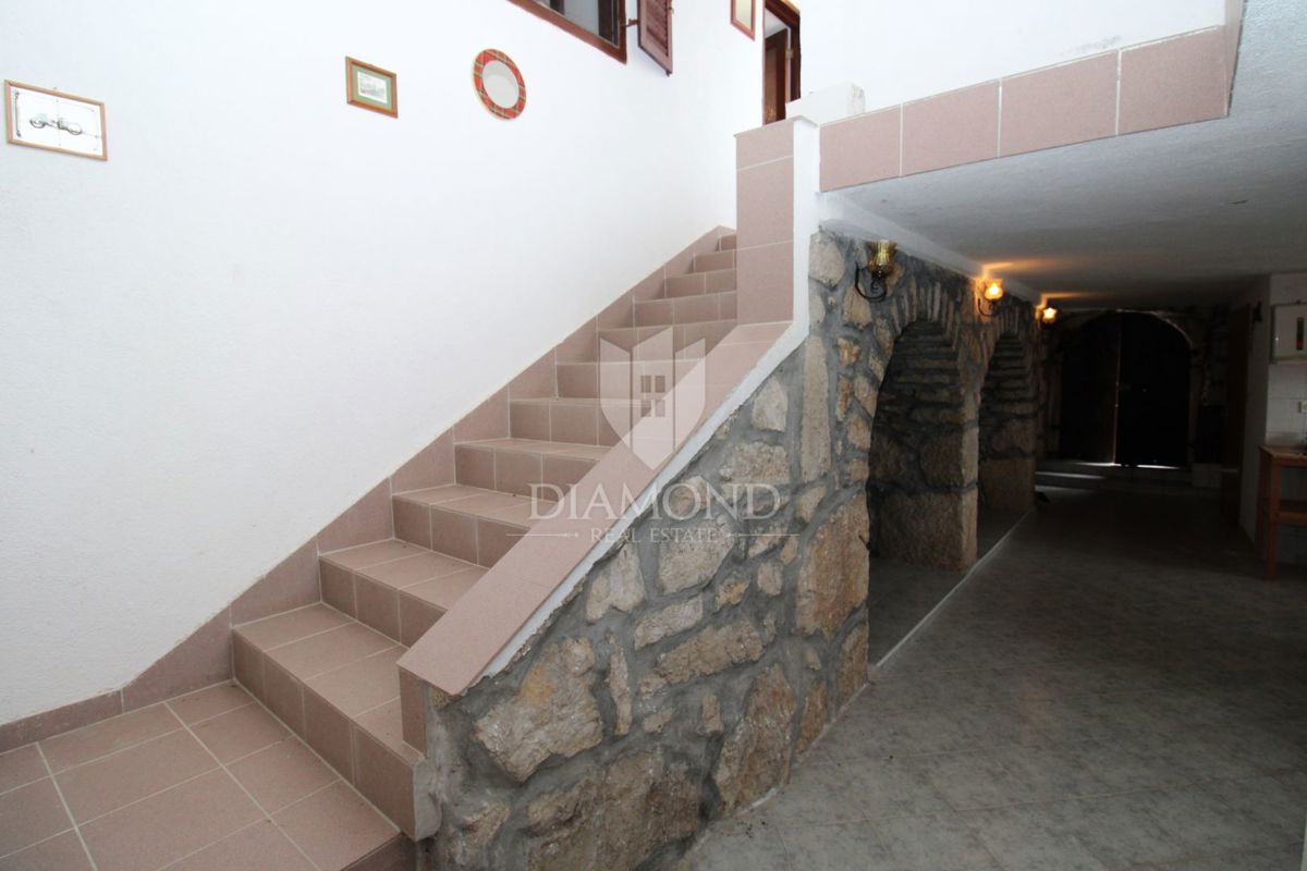 Hiša Bribir, Vinodolska Općina, 220m2