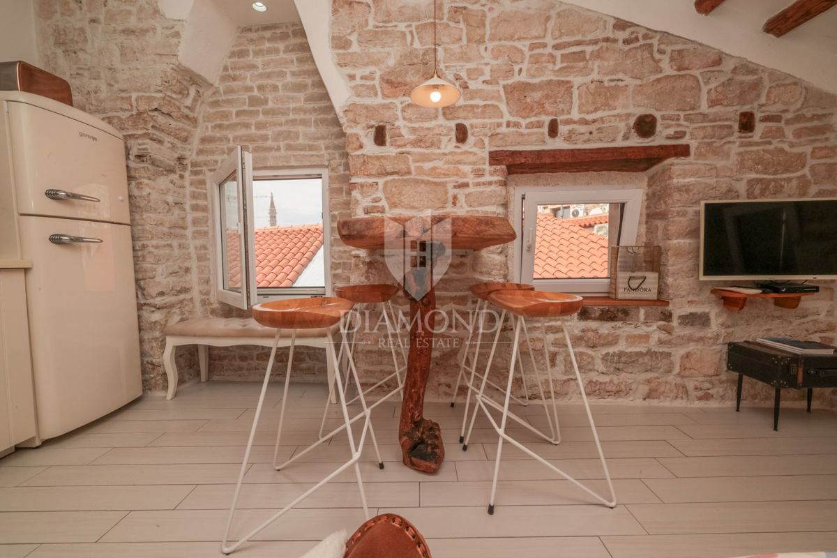 Rovinj, dva čudovita stanovanja v središču starega mesta