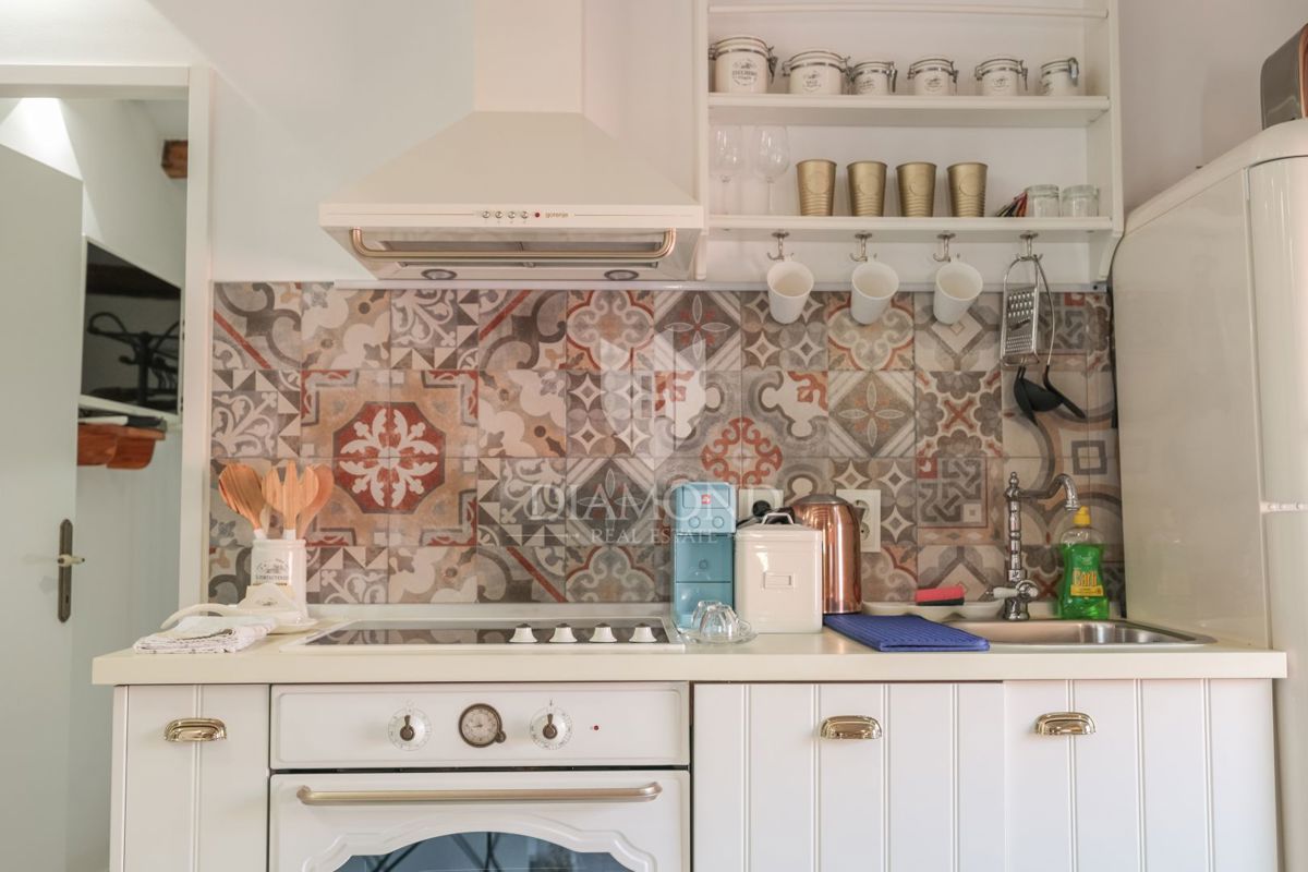 Rovinj, dva čudovita stanovanja v središču starega mesta