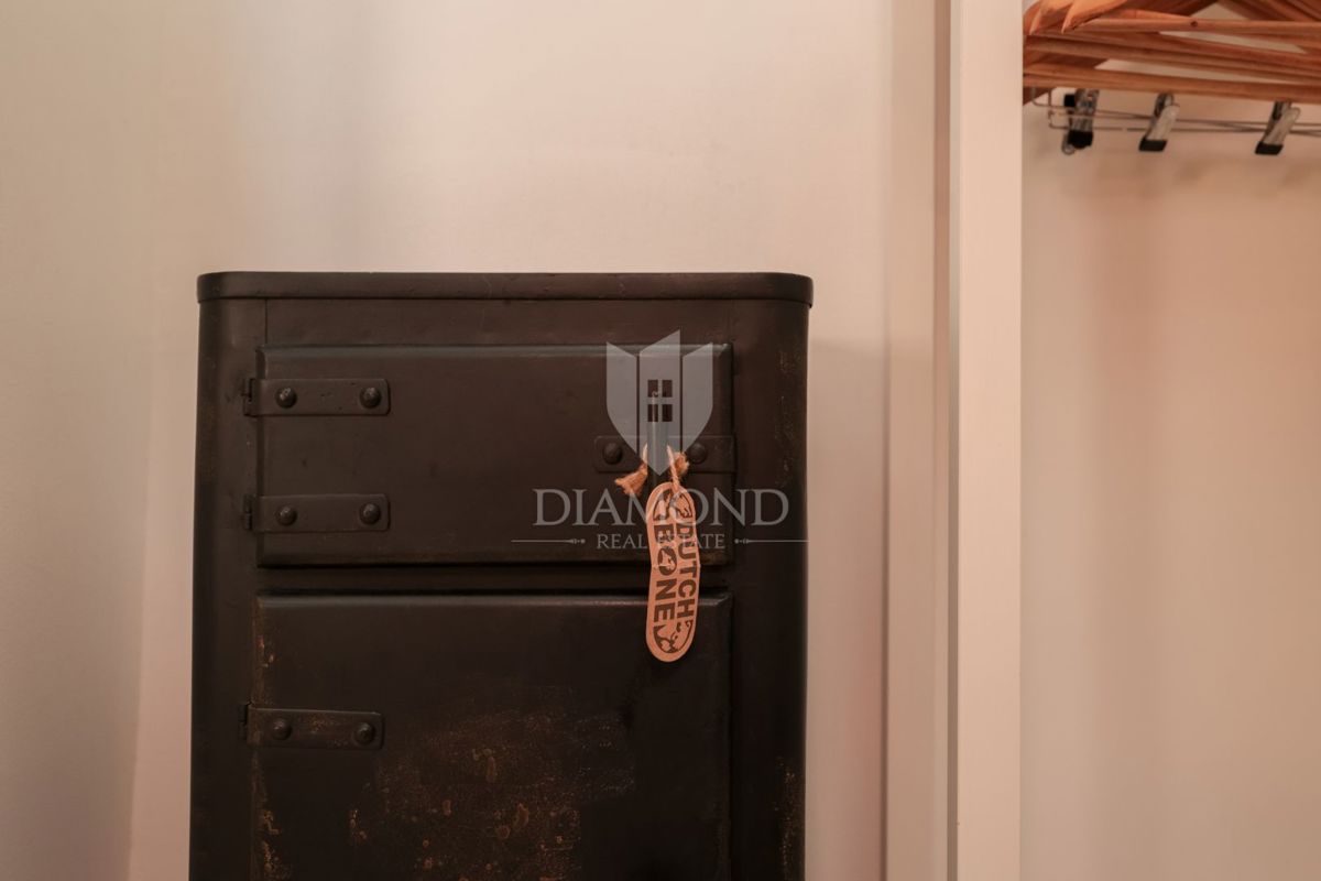 Rovinj, dva čudovita stanovanja v središču starega mesta