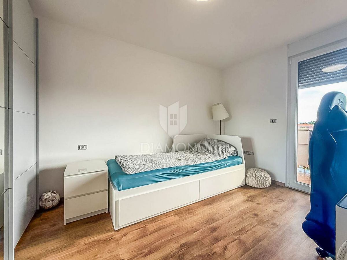 Umag, Stanovanje v centru Umaga z 2 balkona!