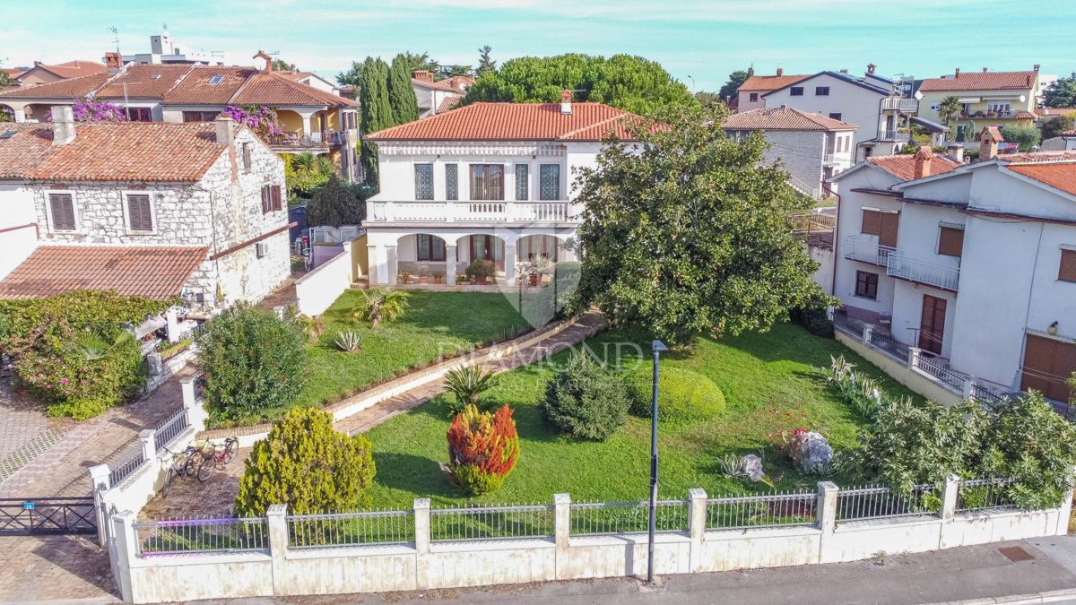 Istra, Umag - čudovita samostojna hiša na iskani lokaciji!