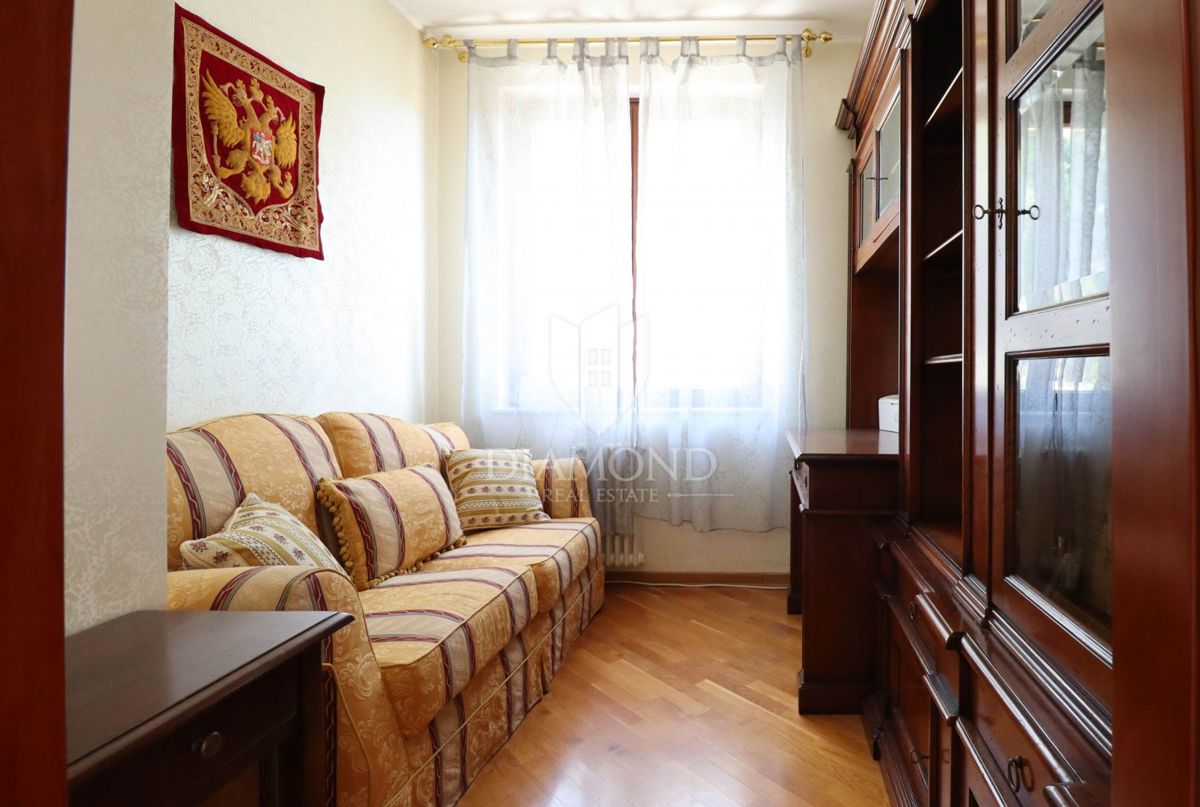 Istra, Umag - čudovita samostojna hiša na iskani lokaciji!