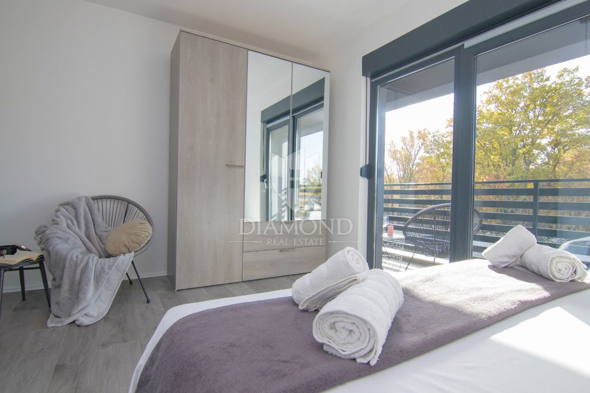 ŠILO, NOVA POČITNIŠKA HIŠA Z BAZENOM