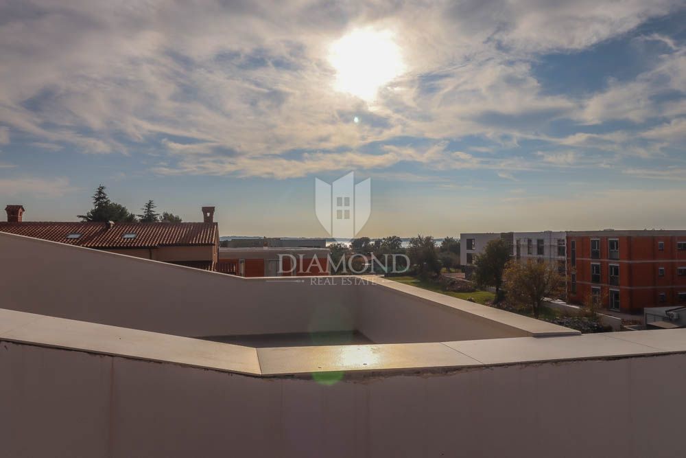 Fažana, okolica, dvojček s pogledom na morje