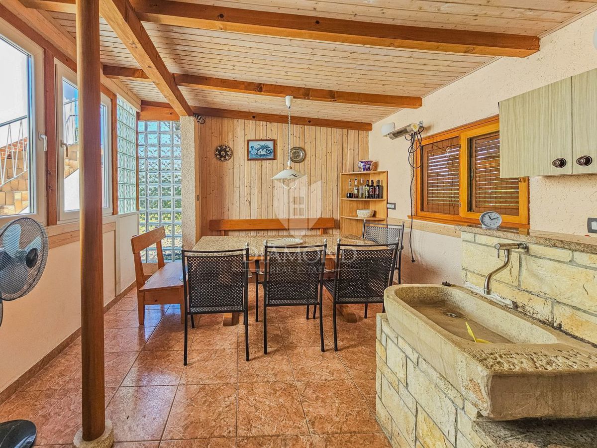 Priložnost! Savudrija, samostojna hiša 200 metrov od morja!