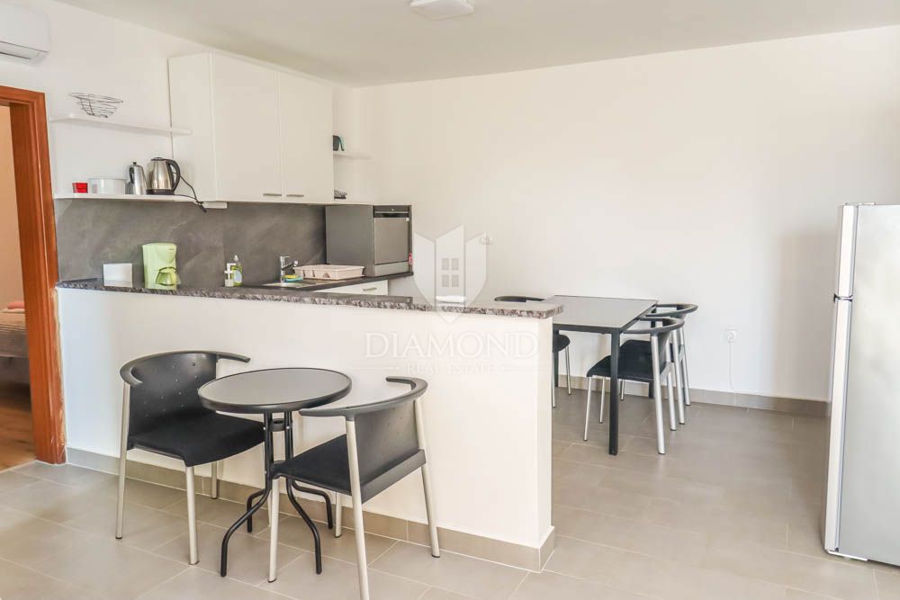 Čudovito moderno stanovanje v bližini Pulja! 