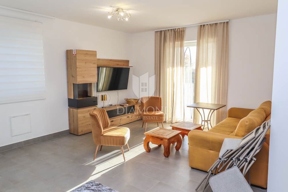 Čudovito moderno stanovanje v bližini Pulja! 