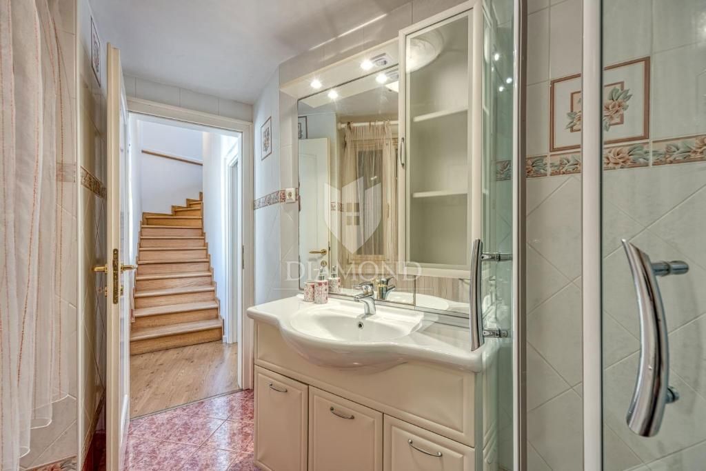 Rovinj! Čudovito stanovanje s pogledom na morje!