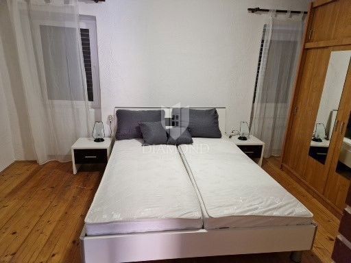 Rovinj, stan v starem mestnem jedru le nekaj korakov od morja