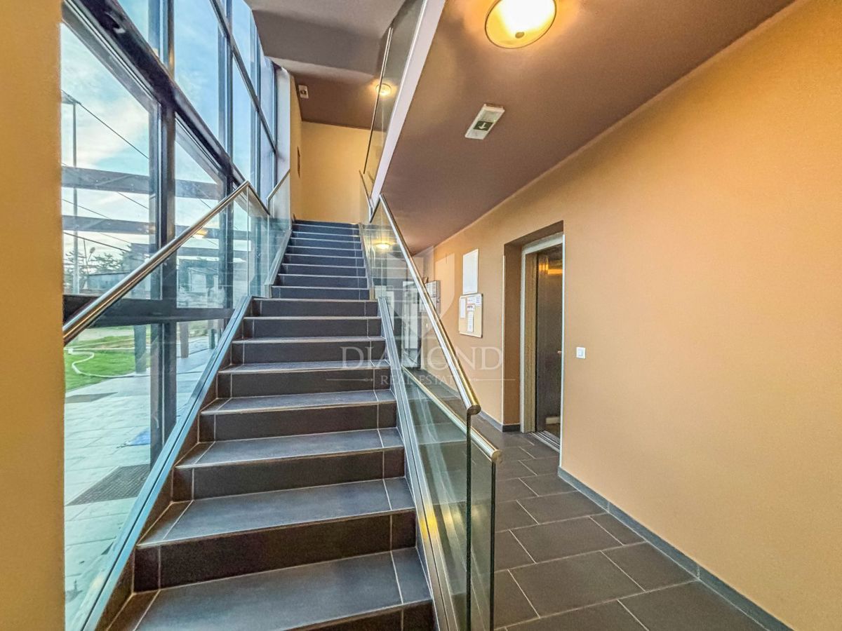 Umag, stanovanje v centru s pogledom na morje!