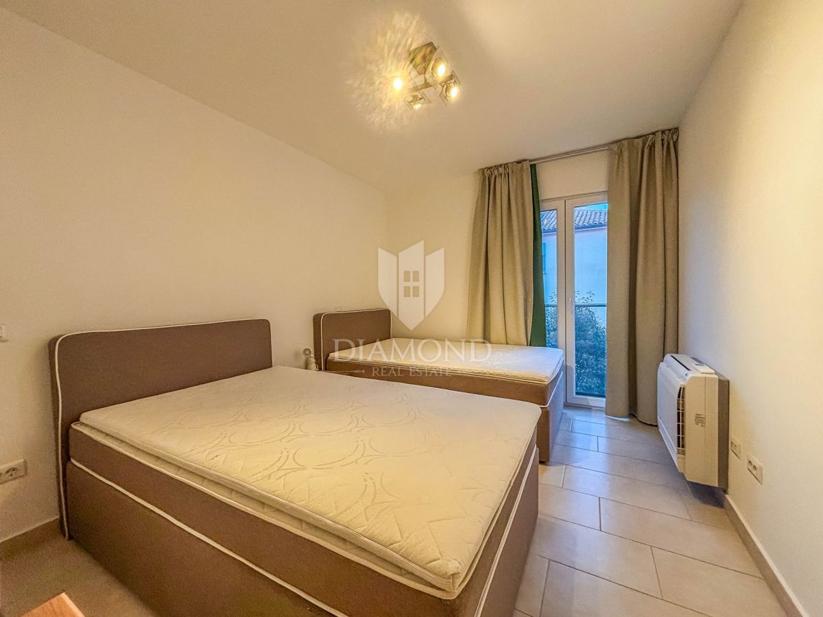 Umag, stanovanje v centru s pogledom na morje!