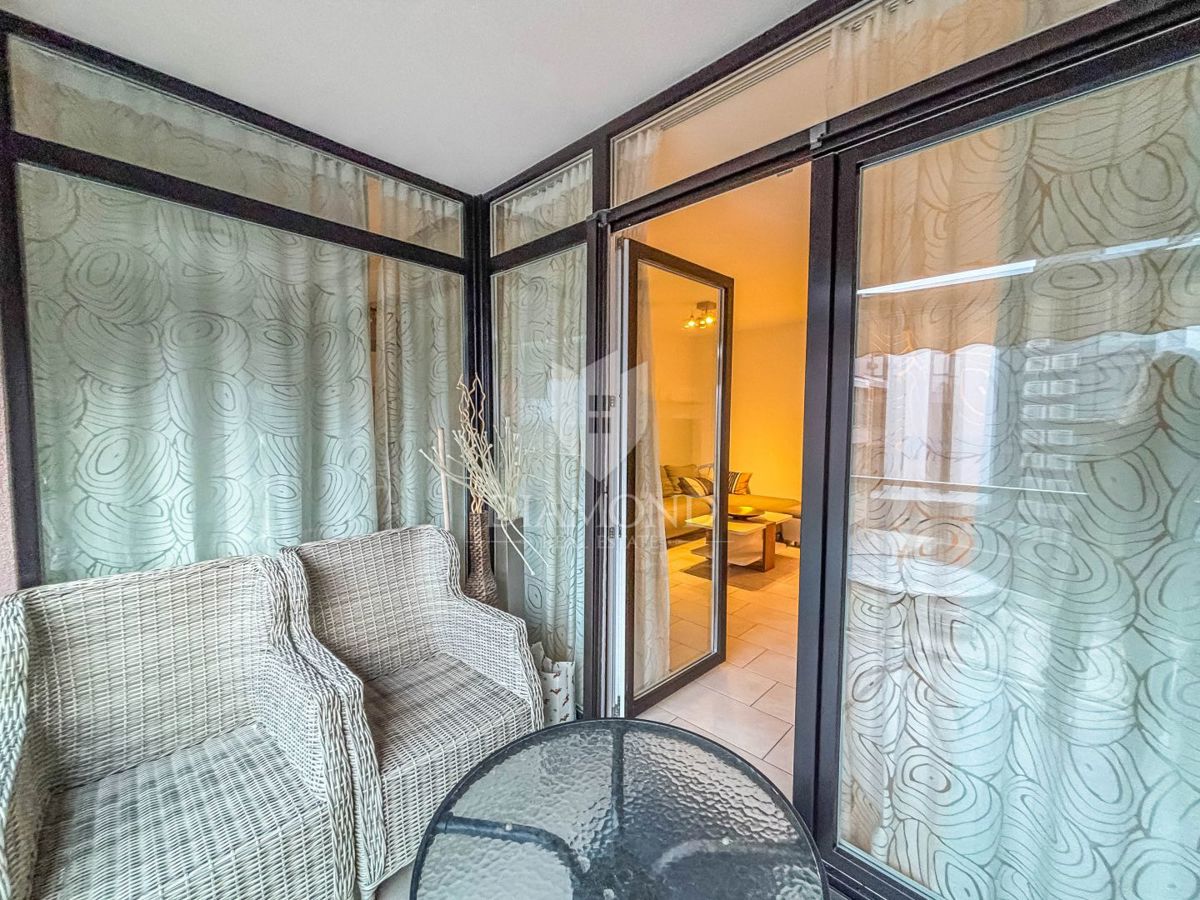 Umag, stanovanje v centru s pogledom na morje!