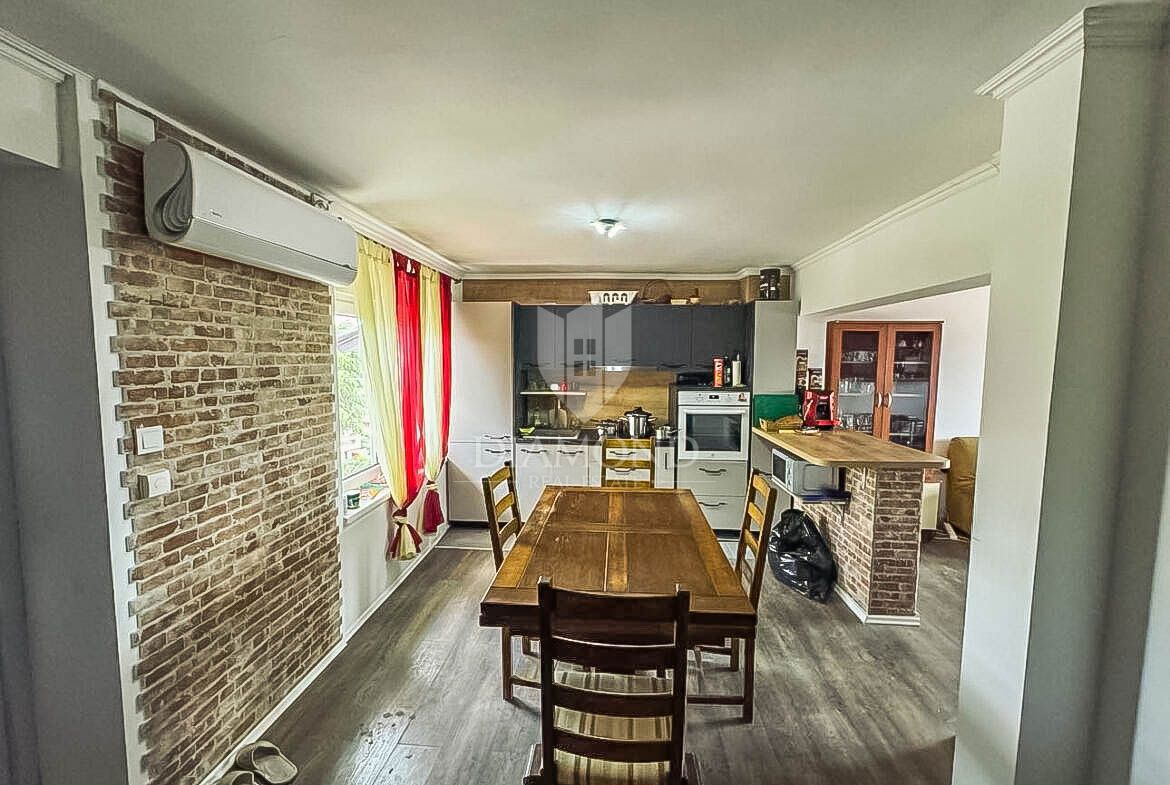 Apartmaj Remete, Maksimir, 76m2