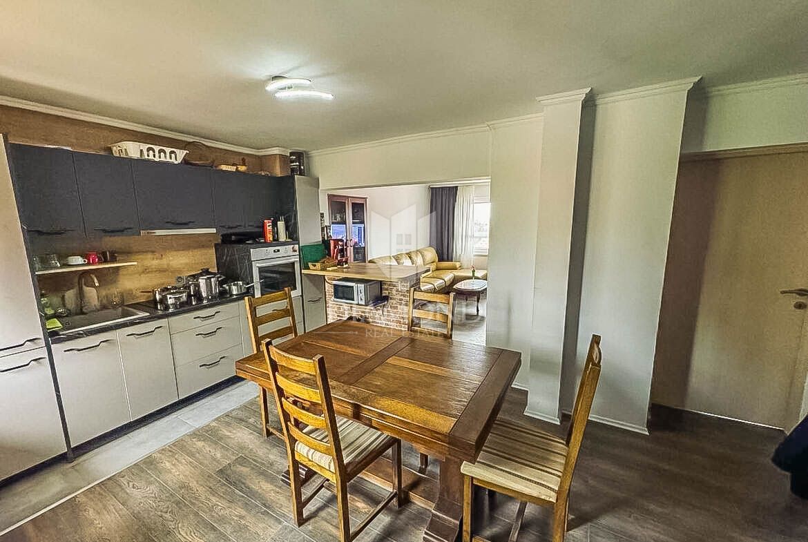 Apartmaj Remete, Maksimir, 76m2