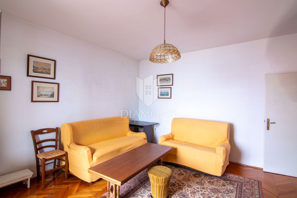 Apartmaj Pećine, Rijeka, 83m2
