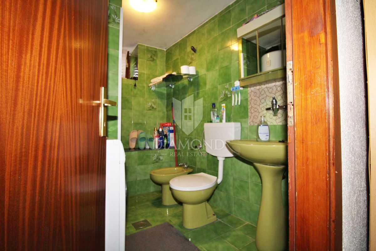 DRUŽINSKA HIŠA, LABIN, OKOLICA